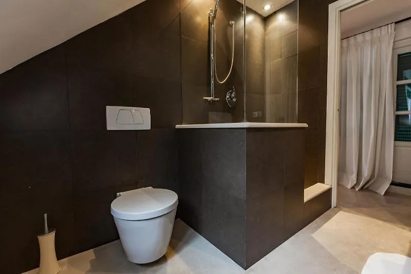 Attico Palazzo Giustiniani Bed and Breakfast Genua Italië